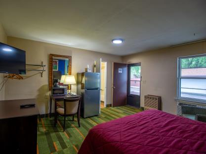 Budget Host Inn and Hotel